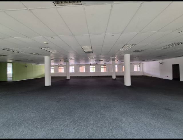 849M² OFFICE TO LET IN SUNNINGHILL